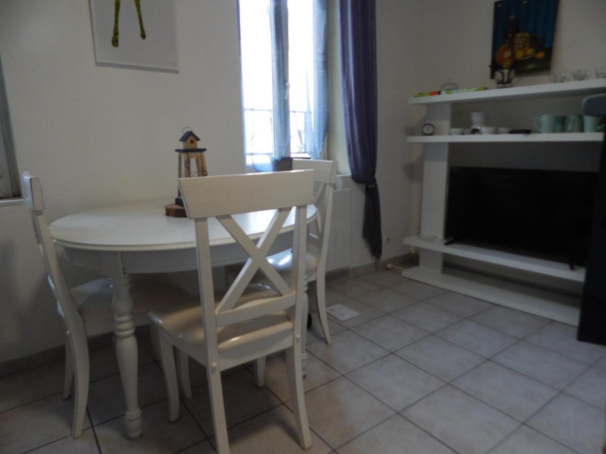A Voir Qualite Prix Coursan Exterior photo