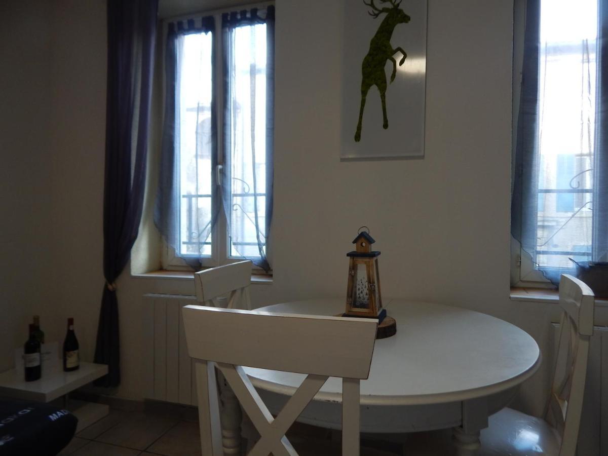 A Voir Qualite Prix Coursan Exterior photo