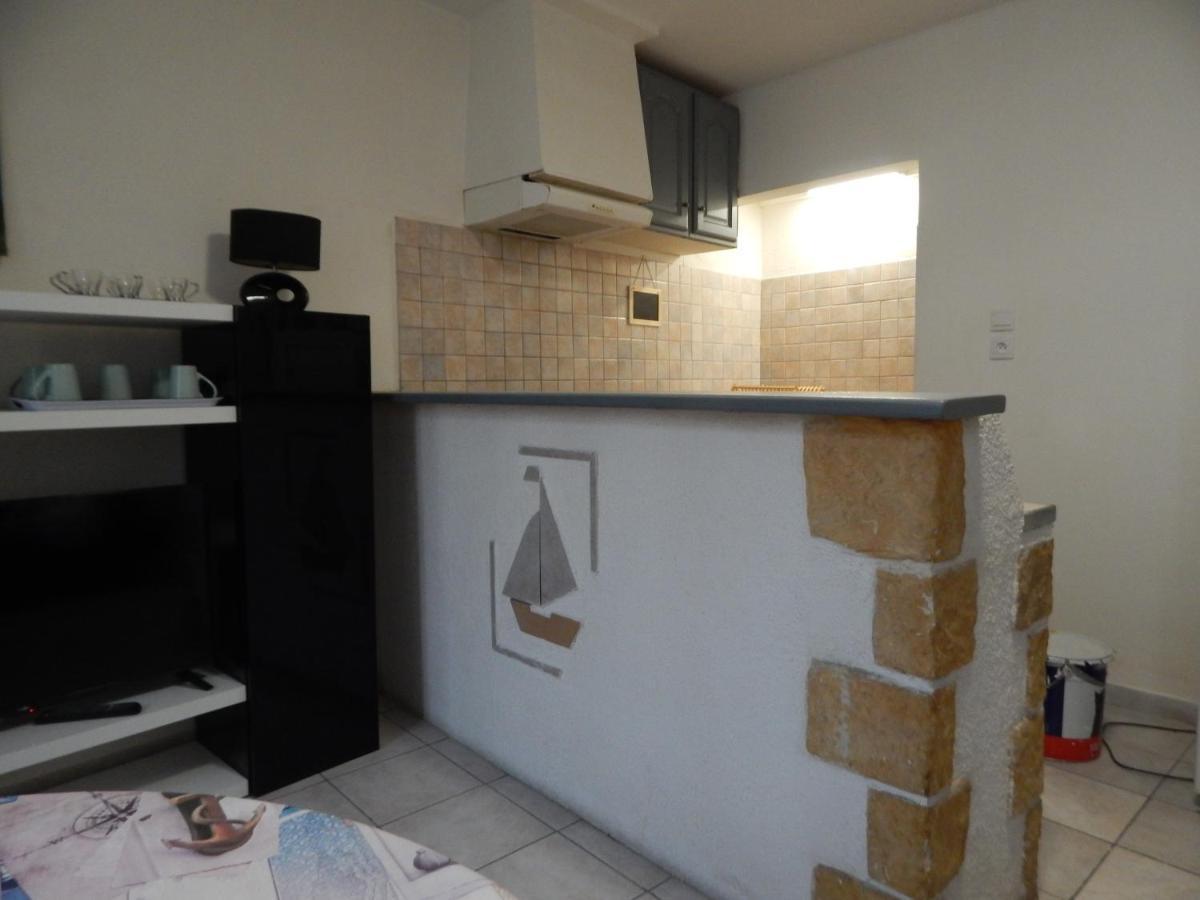 A Voir Qualite Prix Coursan Exterior photo