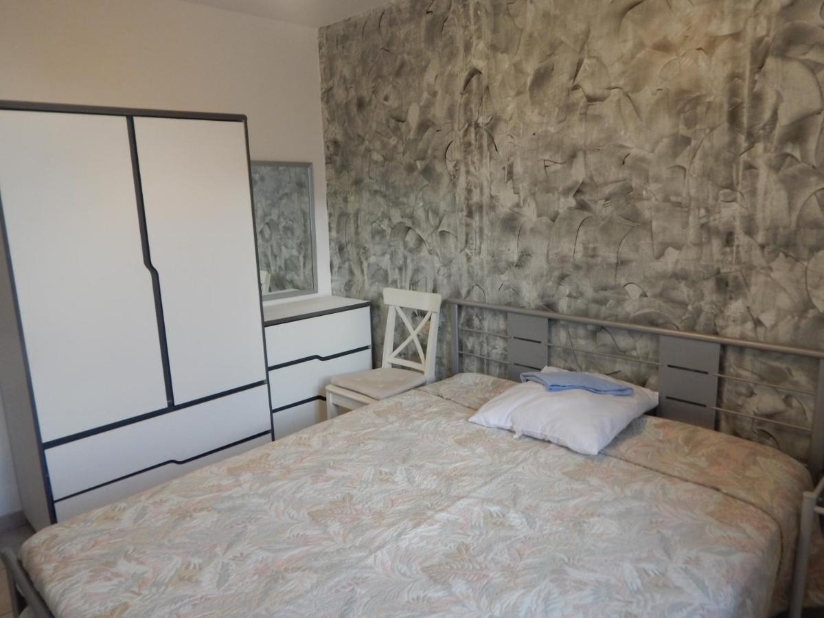 A Voir Qualite Prix Coursan Exterior photo